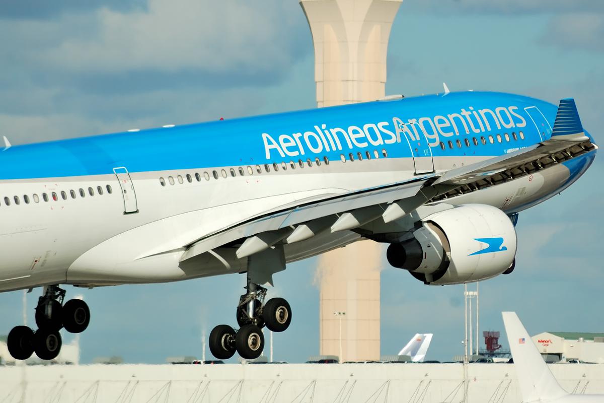 Aerolíneas Argentinas pagará Impuesto a las Ganancias por primera vez en su historia tras cerrar 2025 en positivo