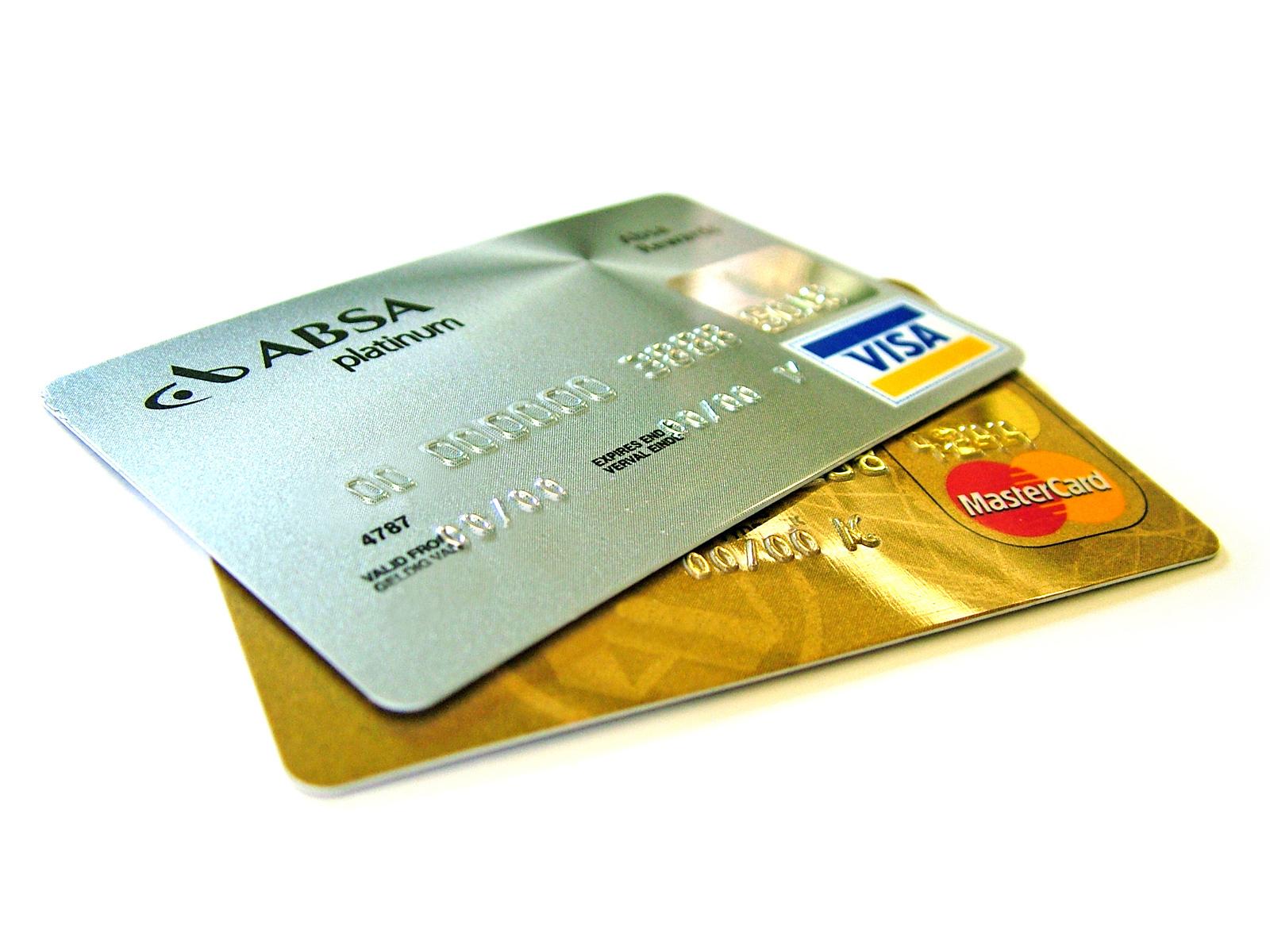 ¿Qué es la tasa de descuento de cupones de tarjeta de crédito y cómo funciona el mercado de adquirencia en Argentina?