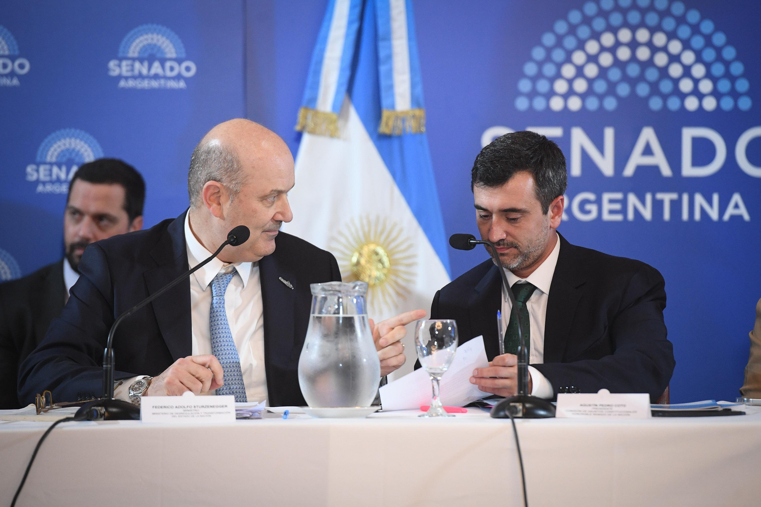 Crisis interna en el Gobierno: cae la imagen de Milei tras el traspié del decreto de practicaje portuario