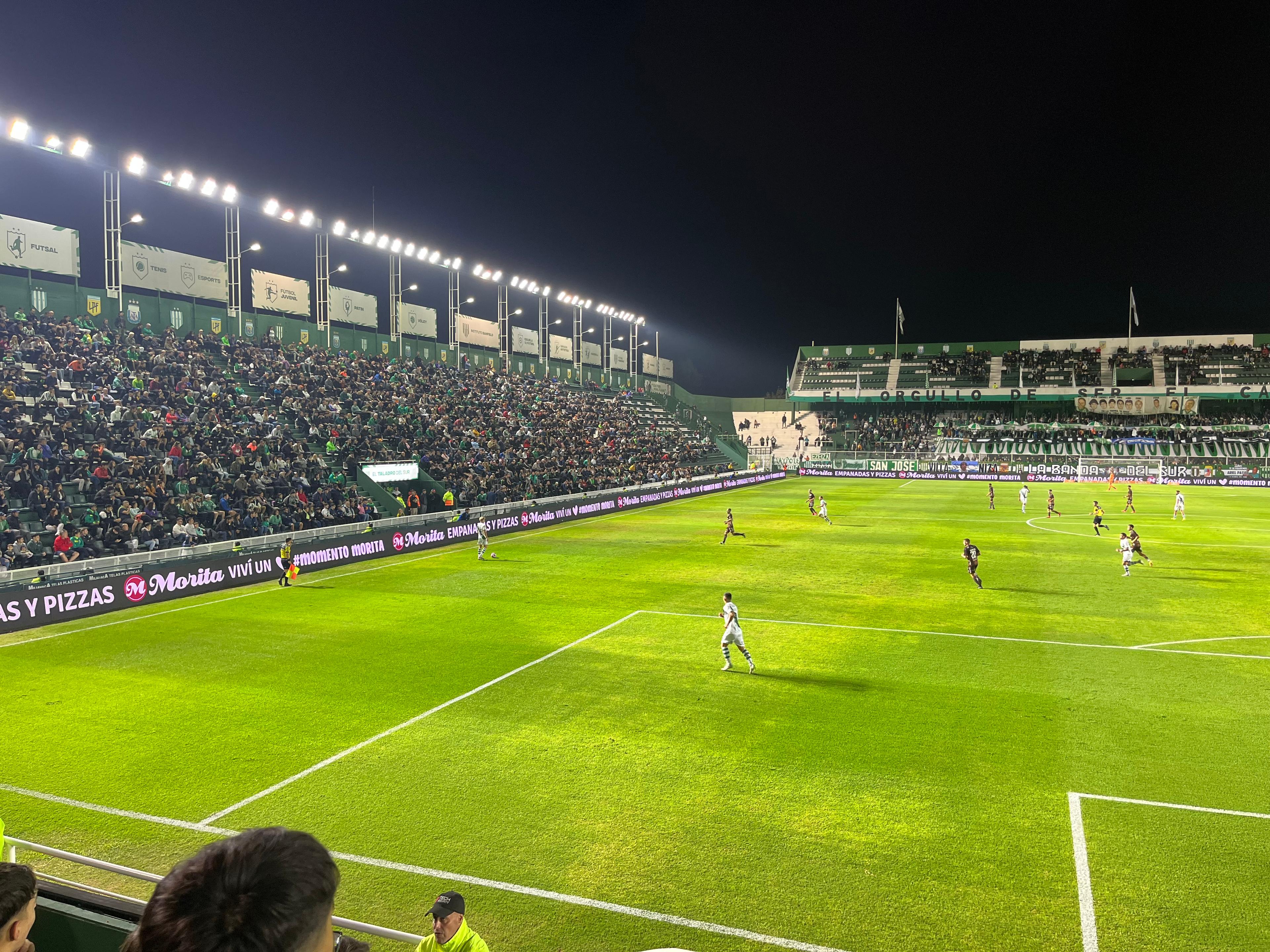 Banfield eliminó a Riestra por penales y es el primer semifinalista de la Copa Argentina 2026
