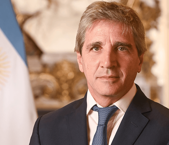 Reservas del BCRA: 9° baja seguida pese a la meta de Caputo