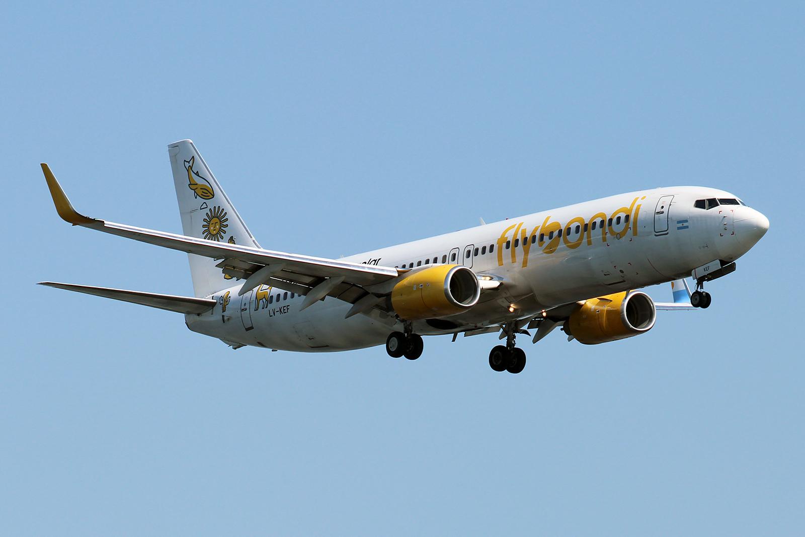 Flybondi: quiénes le reclaman sus $609.589 millones